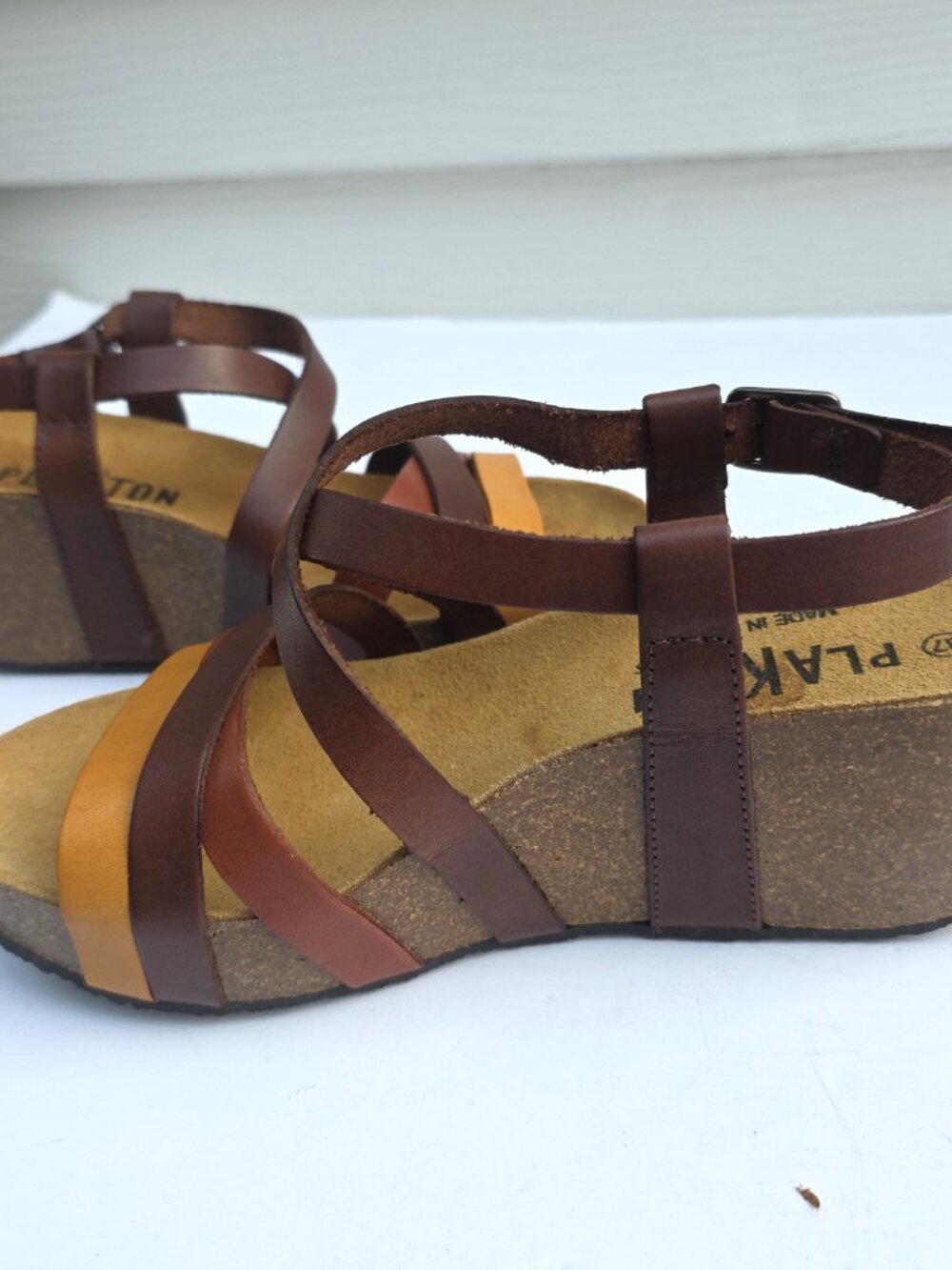 Plakton SO SONG women's wedge sandals in a brown and camel color - Picture 10 of 10